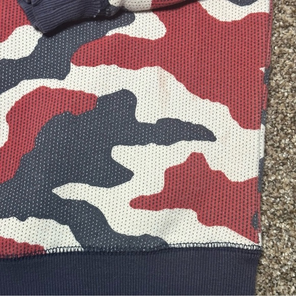 Tommy Hilfiger Boy’s Large Camouflage Hoodie - Picture 12 of 13